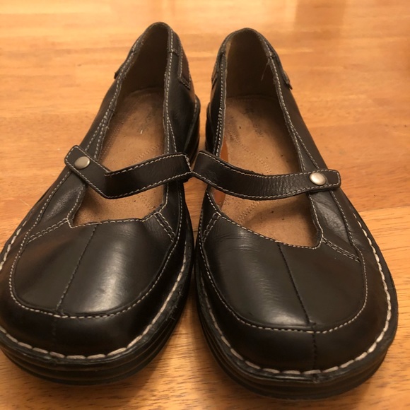 Naturalizer black leather Mary Janes nice outer condition please see photos 9M - Picture 3 of 11